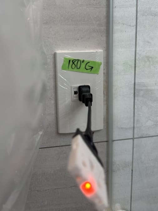 桃園站前越A戶9樓驗屋 - 衛浴馬桶插座方向建議轉180度