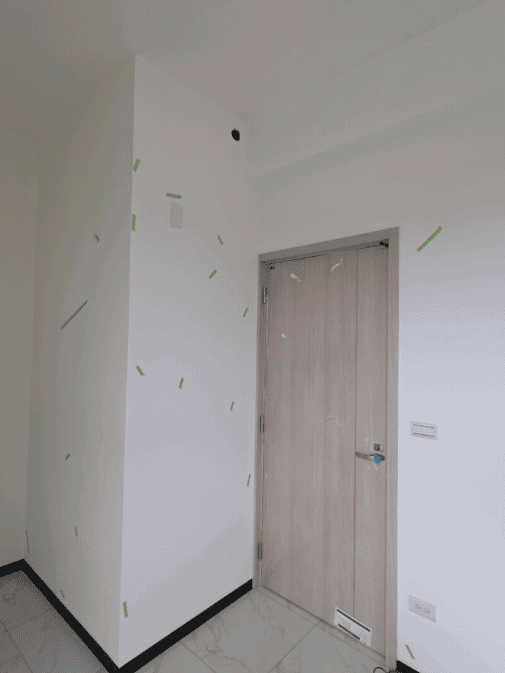 宜蘭縣院里來聚心華廈驗屋 - 臥室窗框多處刮傷髒污
